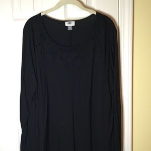 3/$20 Old Navy Women’s Long Sleeve Cutout Shirt